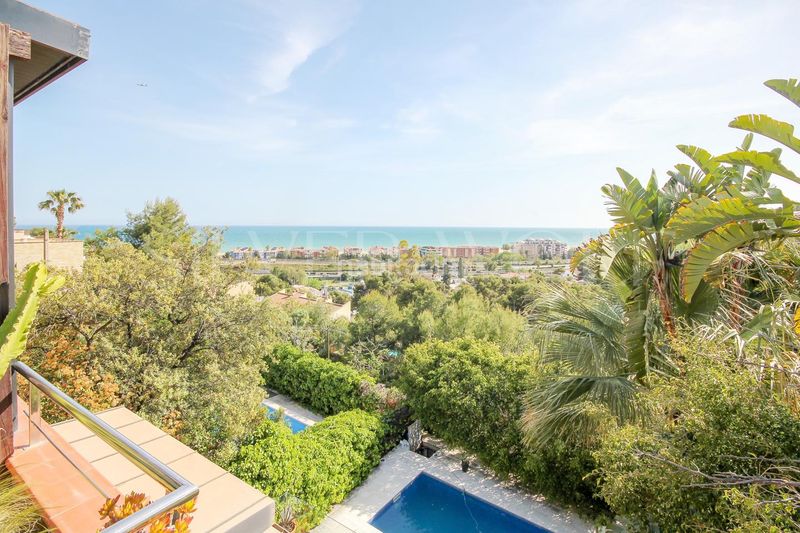 Foto c6ebc762-a579-4e30-a6aa-d4ab1f99fdc5. Casa amb calefacció aparcament piscina a les botigues de Sitges Sitges