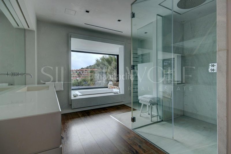 Foto e7e5930f-296a-406f-b0f6-7af039ca2f88. Casa amb calefacció aparcament piscina a les botigues de Sitges Sitges
