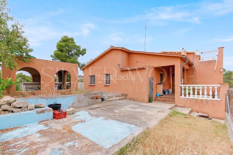 Foto 02b248de-05d9-4d34-97c1-0cee9c3093ff. Casa amb aparcament a Olivella