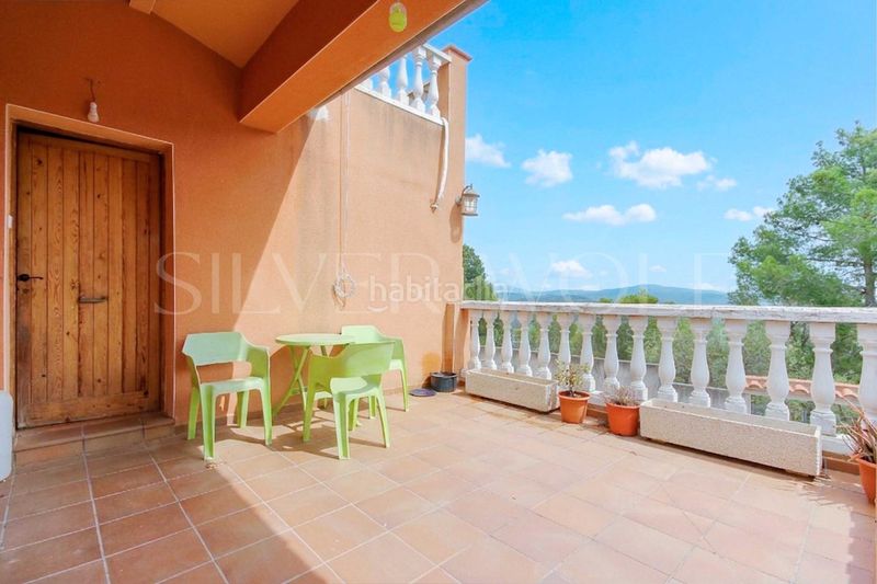 Foto 847b50ea-9c0e-43fd-a82c-a8cb8f59b49c. Casa amb aparcament a Olivella
