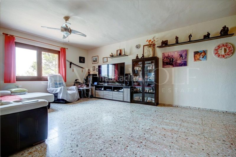 Foto efcad041-8a58-4639-ade5-31a299b03ab5. Casa amb aparcament a Olivella