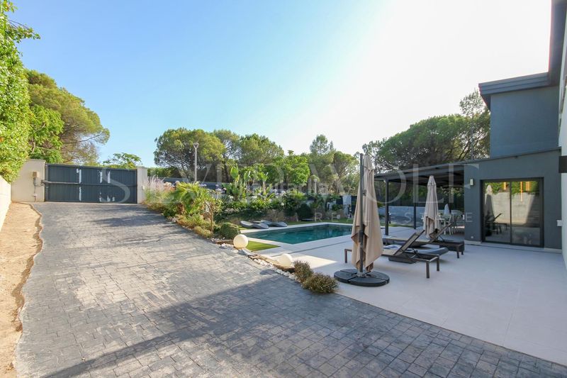 Foto 8f63dd37-58d7-4200-a0a6-ead431baf90c. Casa amb aparcament piscina a Begues