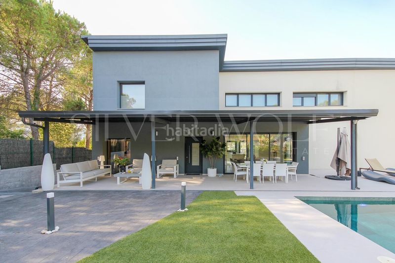 Foto e1dfb94e-9db4-4f09-8416-6824660f5706. Casa amb aparcament piscina a Begues