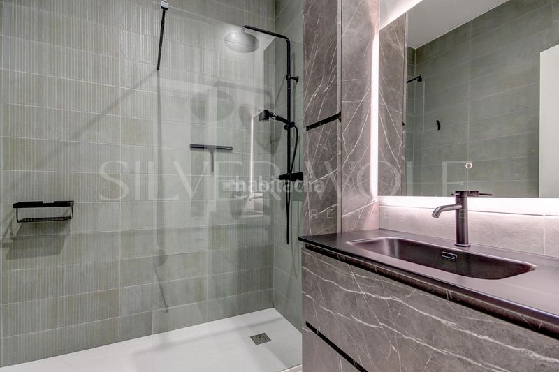 Foto f98cdfd5-c13e-41dd-b733-e632b6bd270d. Casa amb aparcament piscina a Begues