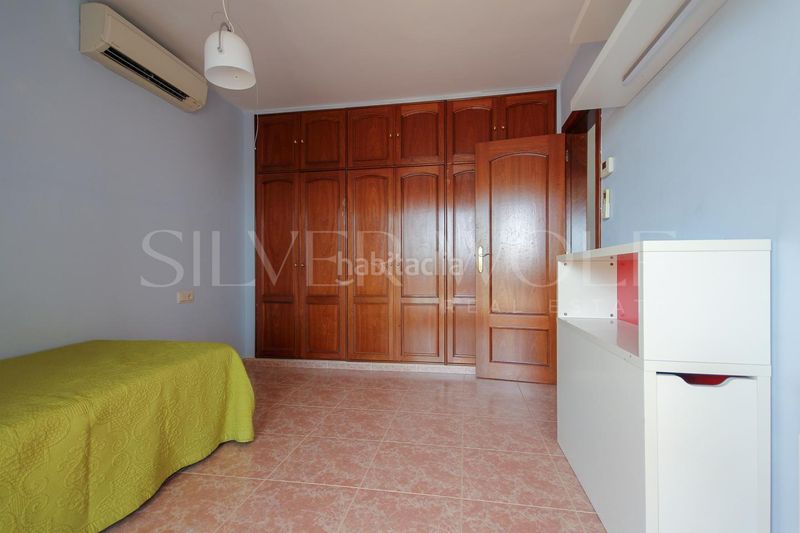 Foto a391ce36-e9ae-4a4c-a1a7-7033f4d1573c. Casa amb calefacció aparcament piscina a Cervelló