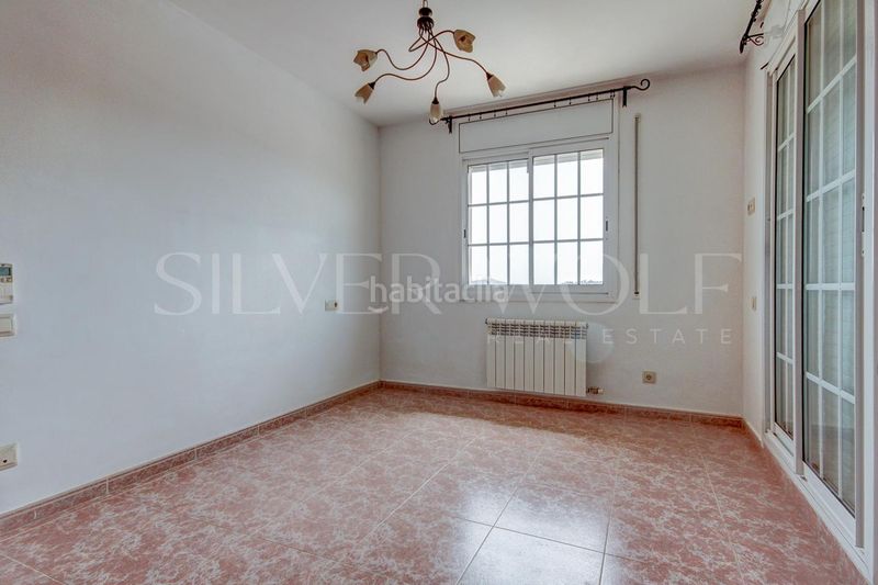 Foto b60fd298-785c-4a31-b896-9bd50be5fd74. Casa amb calefacció aparcament piscina a Cervelló