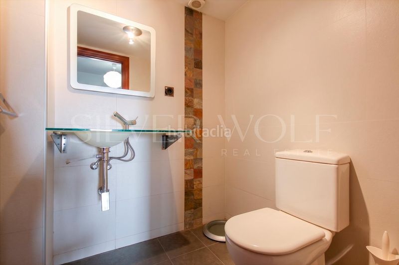 Foto d1f46639-02e9-4b3c-a087-a5d6cba0b7aa. Casa amb calefacció aparcament piscina a Cervelló