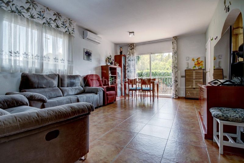 Foto c2b05f4f-d29a-4a01-863c-9f067fb06c52. Casa amb calefacció aparcament piscina a La Franquesa-Oasis Park Vendrell (El)