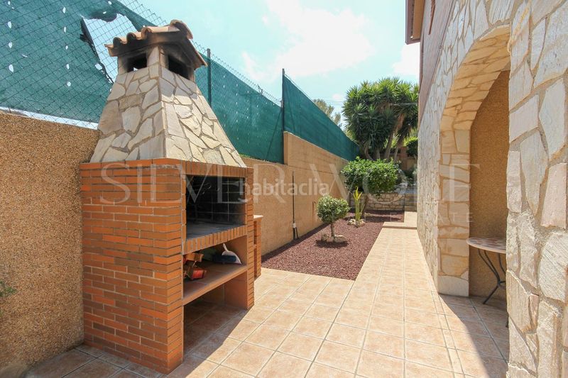 Foto c4287da3-5e90-4b7d-94a7-b767bd492ca6. Casa amb calefacció aparcament piscina a La Franquesa-Oasis Park Vendrell (El)