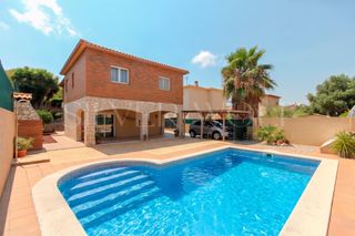House  Comtes de barcelona. Oasis  mediterráneo