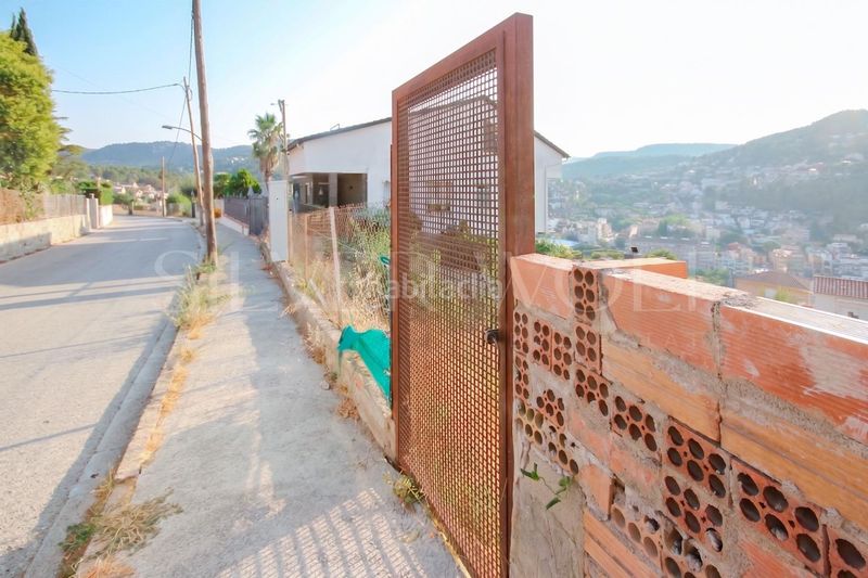 Foto b6d43739-5204-46bf-a390-a3b136704c6e. Terreny residencial a Vallirana