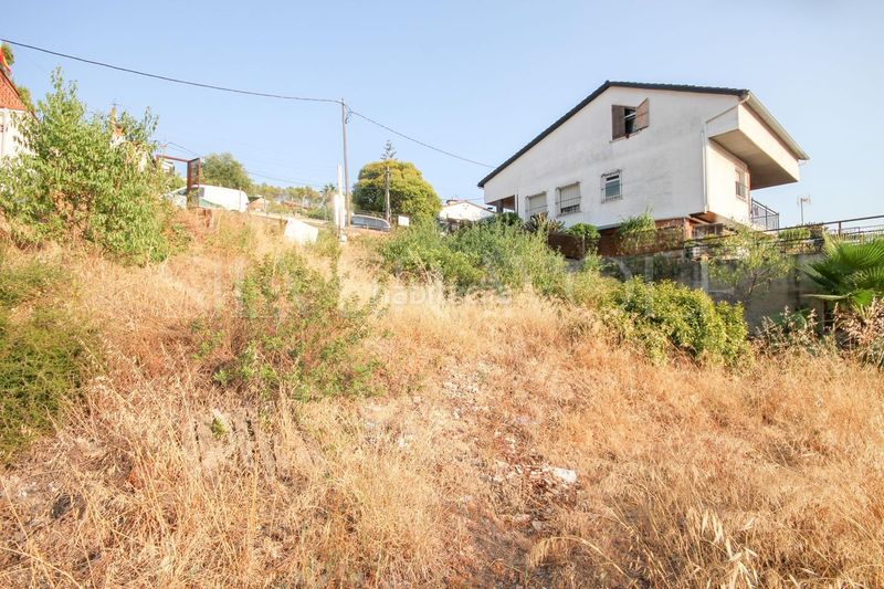 Foto bf13a4d9-5fbe-43d3-a4a1-2d12c55eeaa9. Terreny residencial a Vallirana