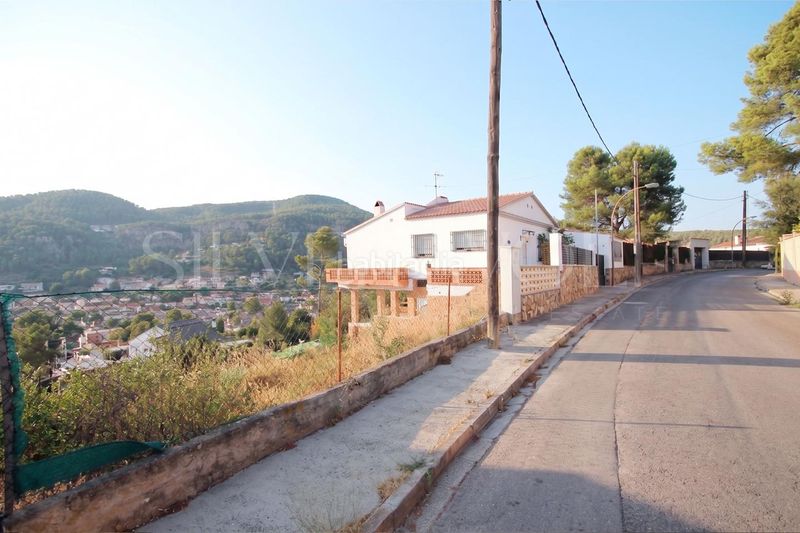 Foto d2261177-090e-4805-abf0-e6e0b9b48493. Terreny residencial a Vallirana
