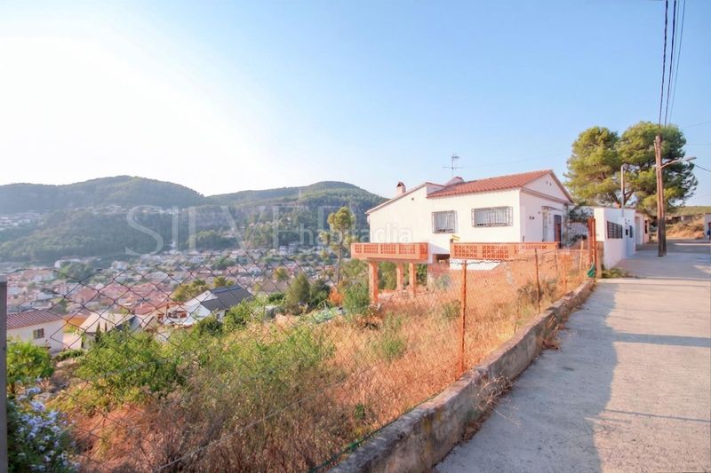 Foto de682b49-1941-4b9b-b05e-f6f1e4322c55. Terreny residencial a Vallirana