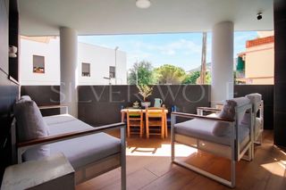 Ground floor  Calle sant isidre. Pausa urbana
