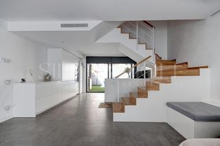 Reihenhaus  Calle francesc guitart. Diamante urbano
