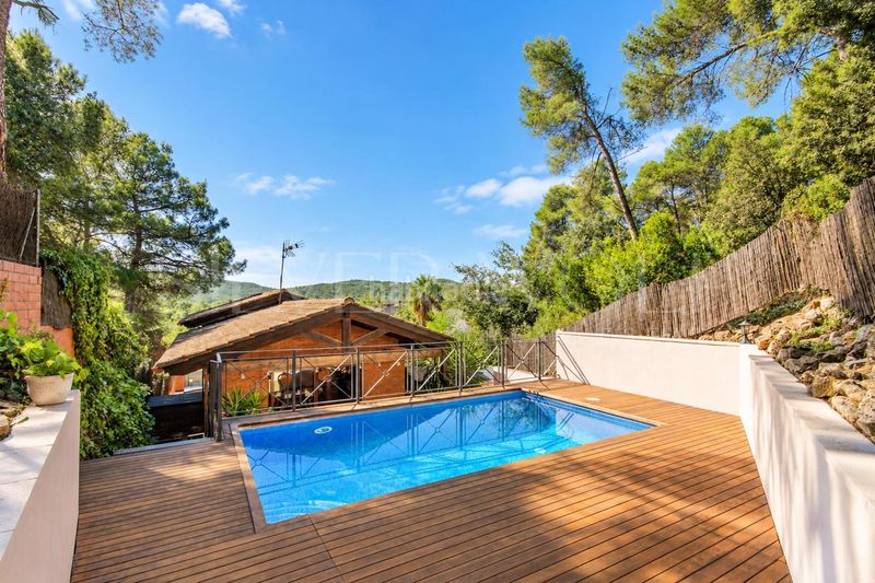 Foto df9a0e76-55a7-42a6-8092-73dd1eee42f6. Casa rincón de calma en Begues