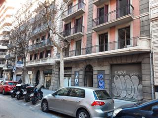 Local Comercial a Carrer de provença 355. Oportunidad local cerca sagrada familia