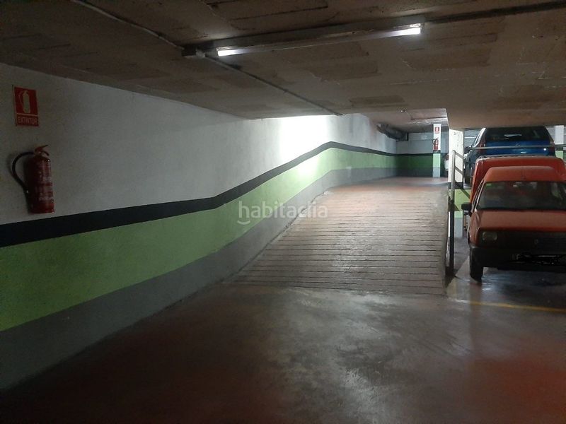 Foto 1f9e4bc2-9ba7-49ee-b565-31e2c6d9730f. Miete autoparkplatz in carrer de galileu 208 in Ca n'Aurell Terrassa