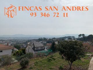 Terreno residencial  Carrer de santa laura