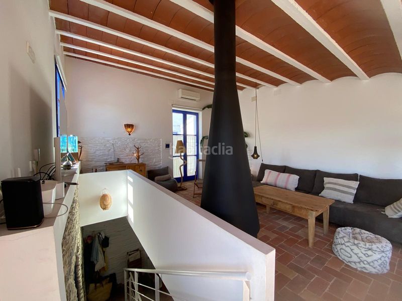 Foto c0fefe27-3b7b-4e50-a2ba-c7a0c432d6c6. Casa adossada a Cadaqués