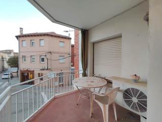Appartement  Carrer sallent. Piso luminoso con plaza de aparcamiento en el corazón de manresa