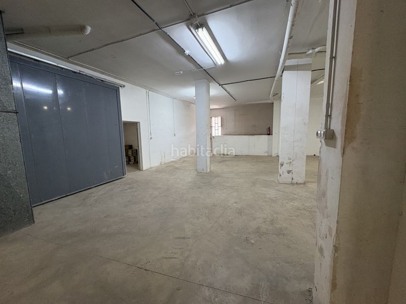 Foto ae7592d5-6ea8-4218-bfe2-e97dcb2901df. Rent business premise in bases de Manresa - carretera de santpedor Manresa
