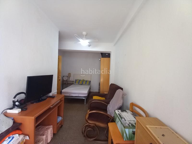 Foto f6288b3c-acc5-4591-9638-72a042df7300. Appartement dans Torrefiel Valencia