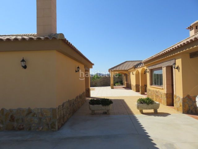 Foto f5ad65db-6669-4ca8-8dca-49c9a12e8f68. Xalet amb calefacció aparcament piscina a Puerto Lumbreras