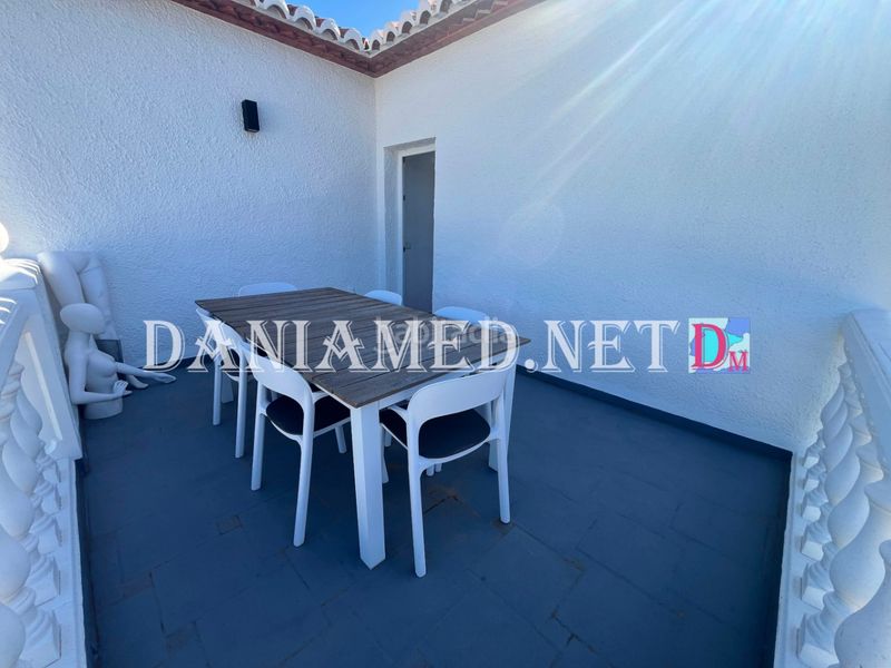 Foto bb2e233a-68b7-4374-adba-1284f0182229. Chalet en Poblets (els)