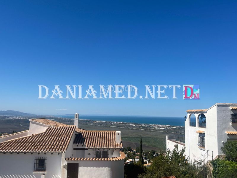 Foto 1e27266a-53fb-4180-b8c9-f69510f28e5a. Xalet amb calefacció aparcament piscina a Devessa - Monte Pego Dénia