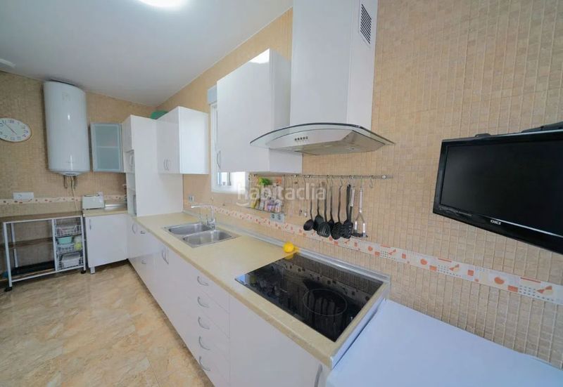 Foto b3057d5a-5e63-4c95-a5b8-ddc56b5fe112. Chalet en Poblets (els)