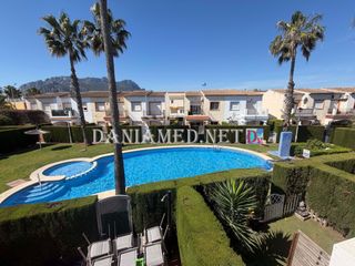 Maison jumelée à Verger (el)