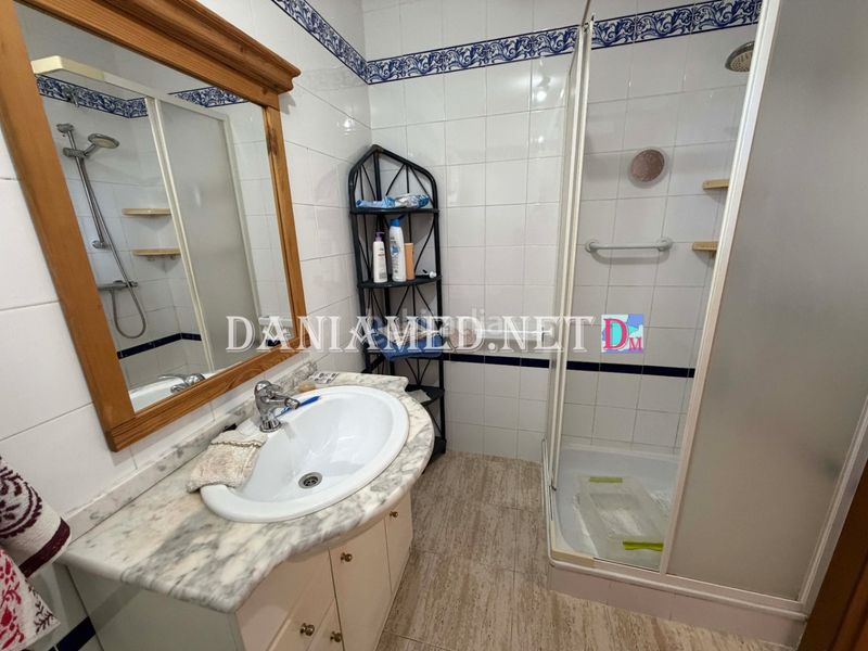 Foto c24be073-fa5c-4f9b-8daa-cb90cffbc6a3. Chalet en Verger (el)