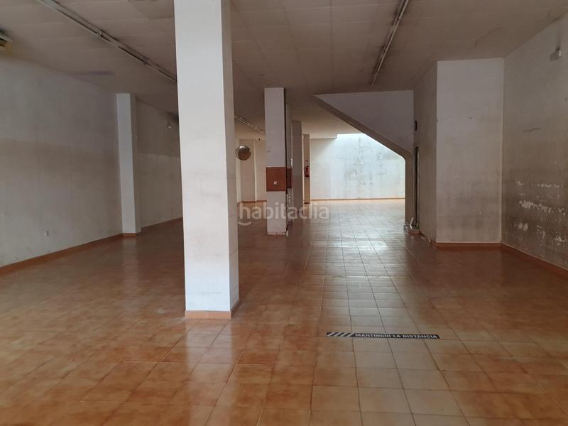 Foto bb6ba893-8790-411a-ac40-912fbfabb192. Local comercial local en venta o alquiler en Malgrat de Mar