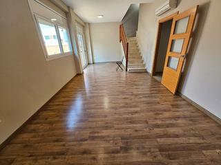 Xalet a Malgrat de Mar. Fantástica casa a 3 vientos muy soleada en zona inmejorable de m