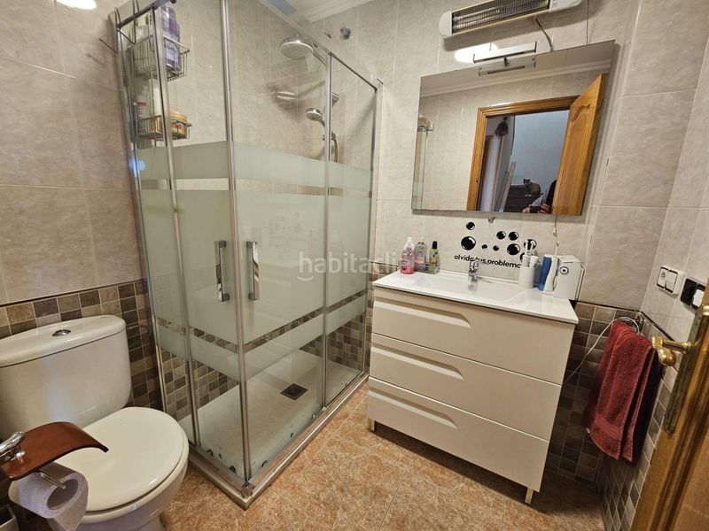 Foto aa885e0c-ad6b-45d6-9cf9-944f786fe414. Casa adossada amb calefacció aparcament a Malgrat de Mar