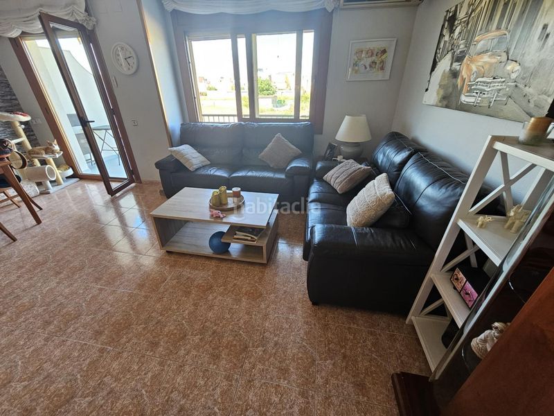 Foto de93f382-0028-4630-b6a8-89a5757a0a1f. Casa adossada amb calefacció aparcament a Malgrat de Mar