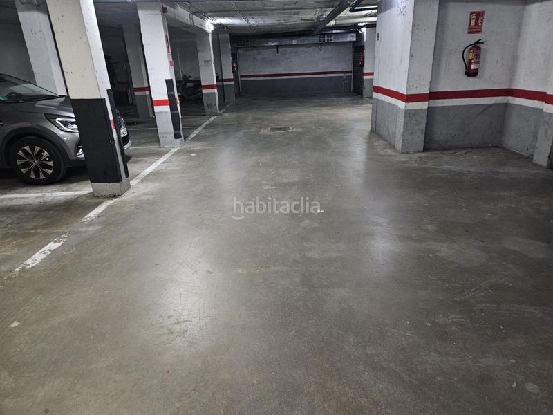 Foto e5c6b857-0b4c-4466-9dbb-8511bbcf4f09. Aparcament cotxe a Malgrat de Mar