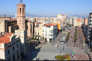 Edifici a Centre. Edifico emblemtico, cntrico, a dos minutos del ayuntamiento