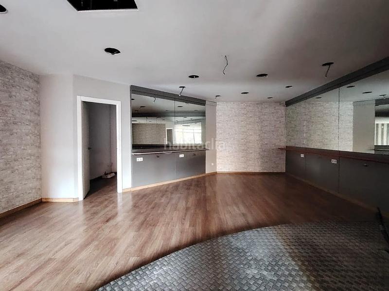 Foto 0938e7e7-62d7-4819-bbea-c1067f83ffb4. Affitto locale commerciale in Concòrdia Sabadell