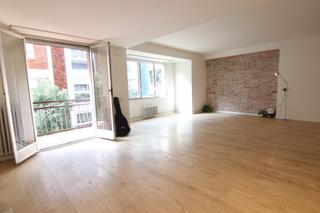 Location Appartement  Calle narcis giralt de. De casa al ayuntamiento en 5 minutos