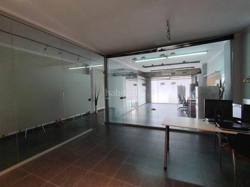 Foto 62dea5ca-7401-4e87-9475-867d859b14b1. Local comercial local con posibilidad de cambio de uso en Terrassa