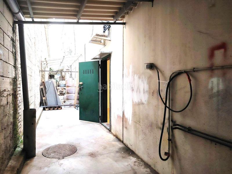 Foto 97481eba-90ce-40f0-b680-5042e3c454e7. Bâtiment à usage industriel dans Ca n'Aurell Terrassa