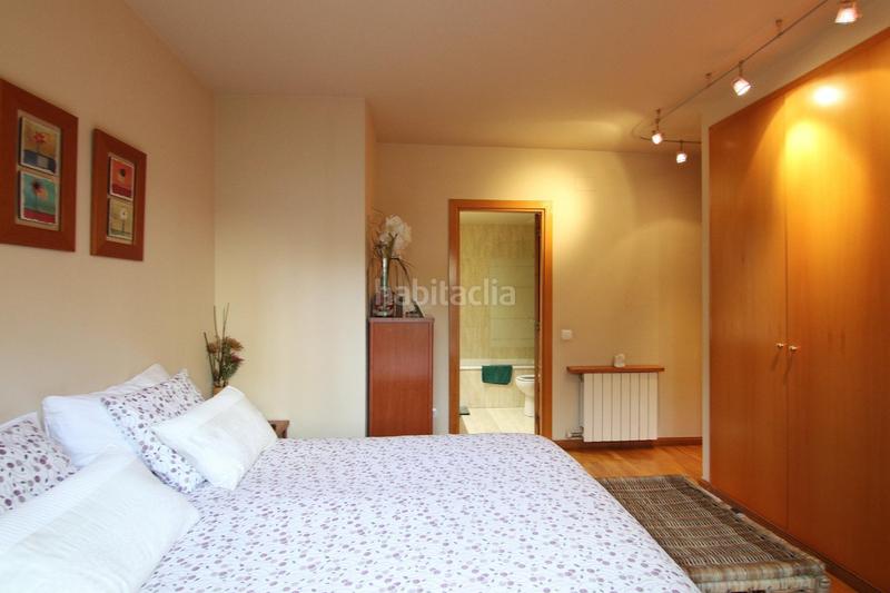 Foto 0adc37bf-d124-4a98-8195-68f7928b3b00. Piso lujoso piso de 123m2 construidos en blasco de garay en Sabadell