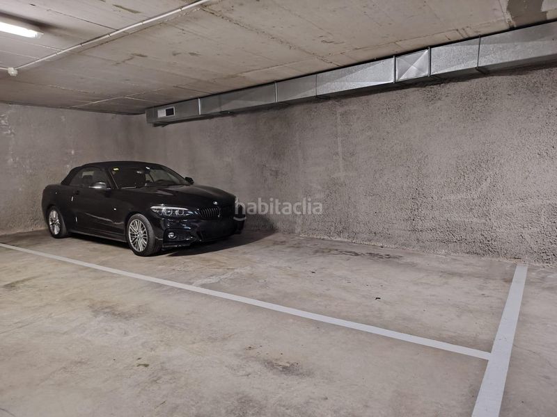 Foto fd141c84-9624-4f9b-8e1e-8991940ec2e3. Aparcament cotxe a Covadonga Sabadell
