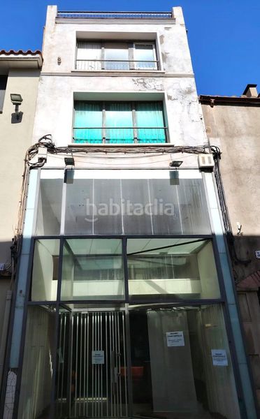 Foto 1eb022f2-0a3e-4701-aad5-98e67e52d0ec. Edifici a Centre Sabadell