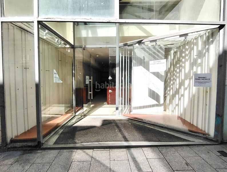 Foto 6be9f5bd-7392-40b4-8c7b-0e0d315a5f3d. Edifici a Centre Sabadell