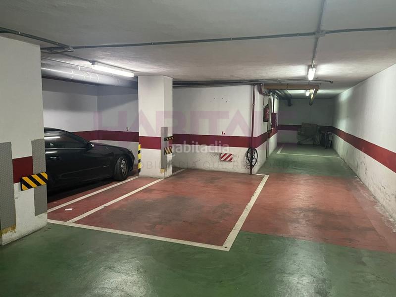 Foto 19bdf43d-7ada-4fe0-a4e3-131f3410cb90. Car parking in Mestalla Valencia