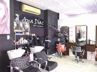 Traspàs Local Comercial  N/a. Se traspasa negocio en buena ubicación